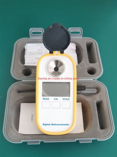 total protein refractometer calf